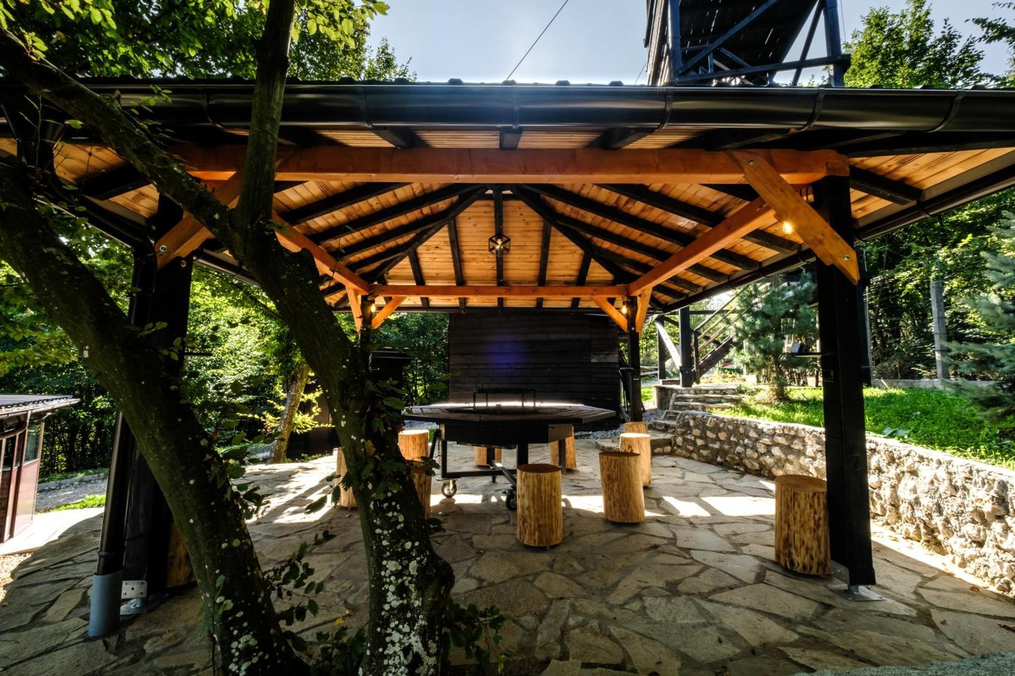 Maiden Water Resort Sarajevo Bagian luar foto